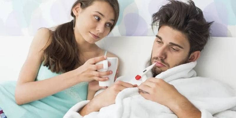 Perché gli uomini si ammalano più delle donne con l’influenza?