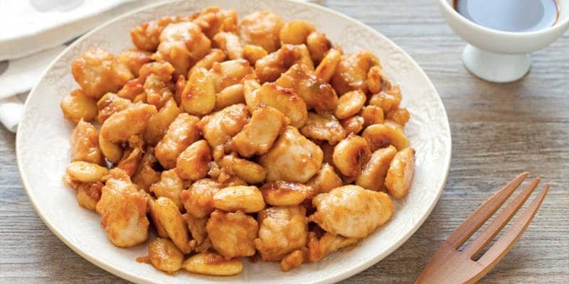 Pollo alle mandorle