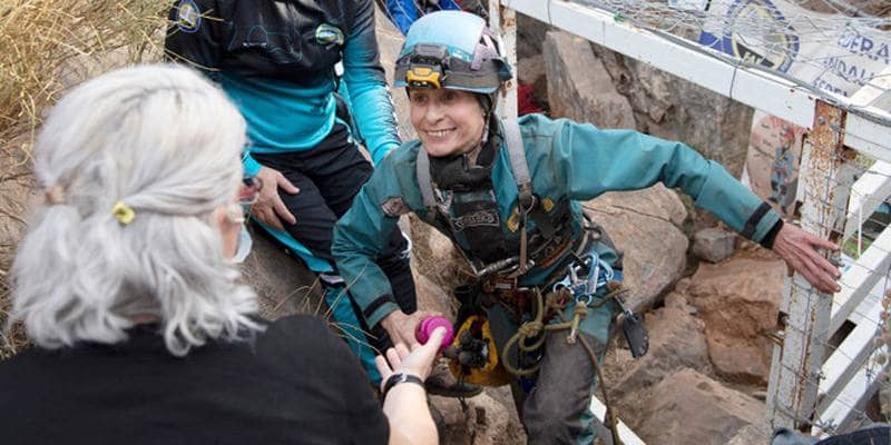 Beatriz Flamini ha trascorso 500 giorni in una grotta sotterranea per un’impresa da record