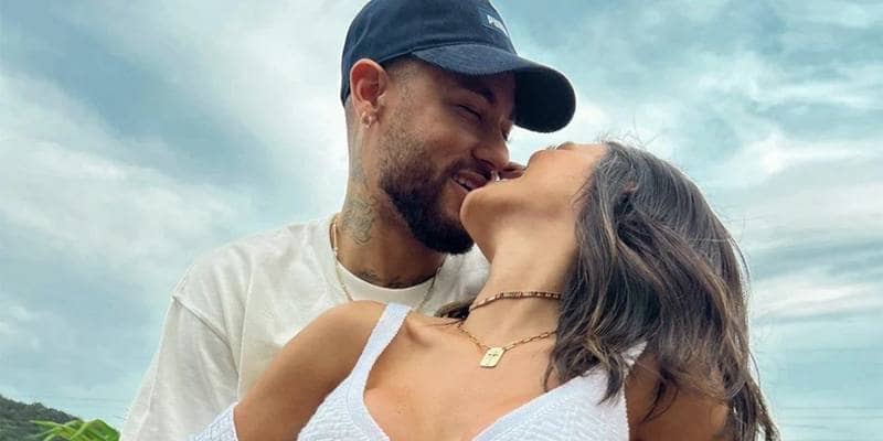 Secondo un accordo Neymar può tradire la fidanzata Bruna Biancardi, ma solo in determinate condizioni